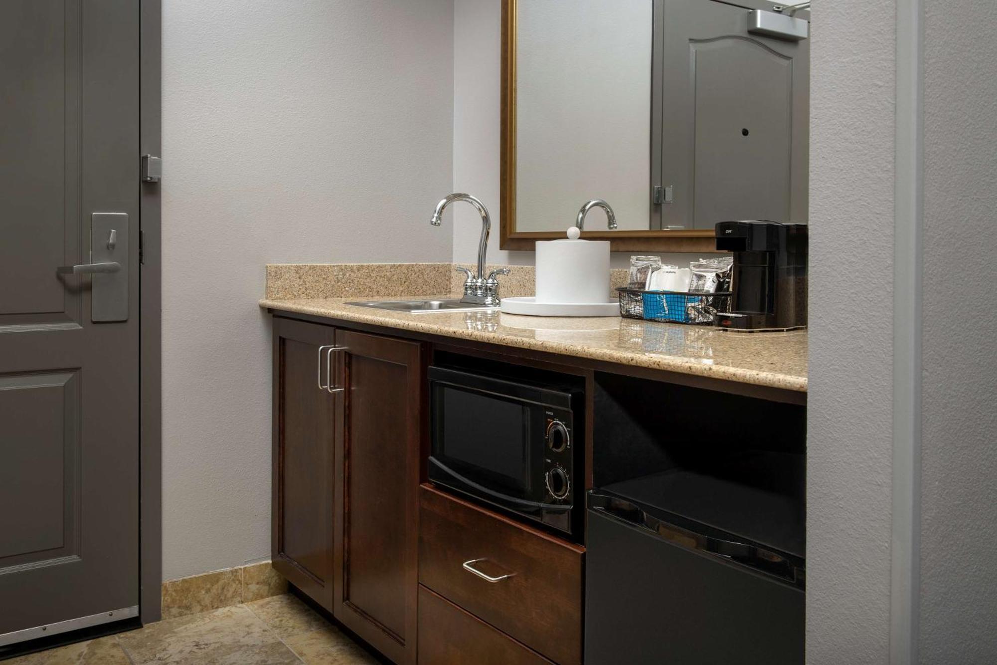 Hampton Inn & Suites Holly Springs Eksteriør billede