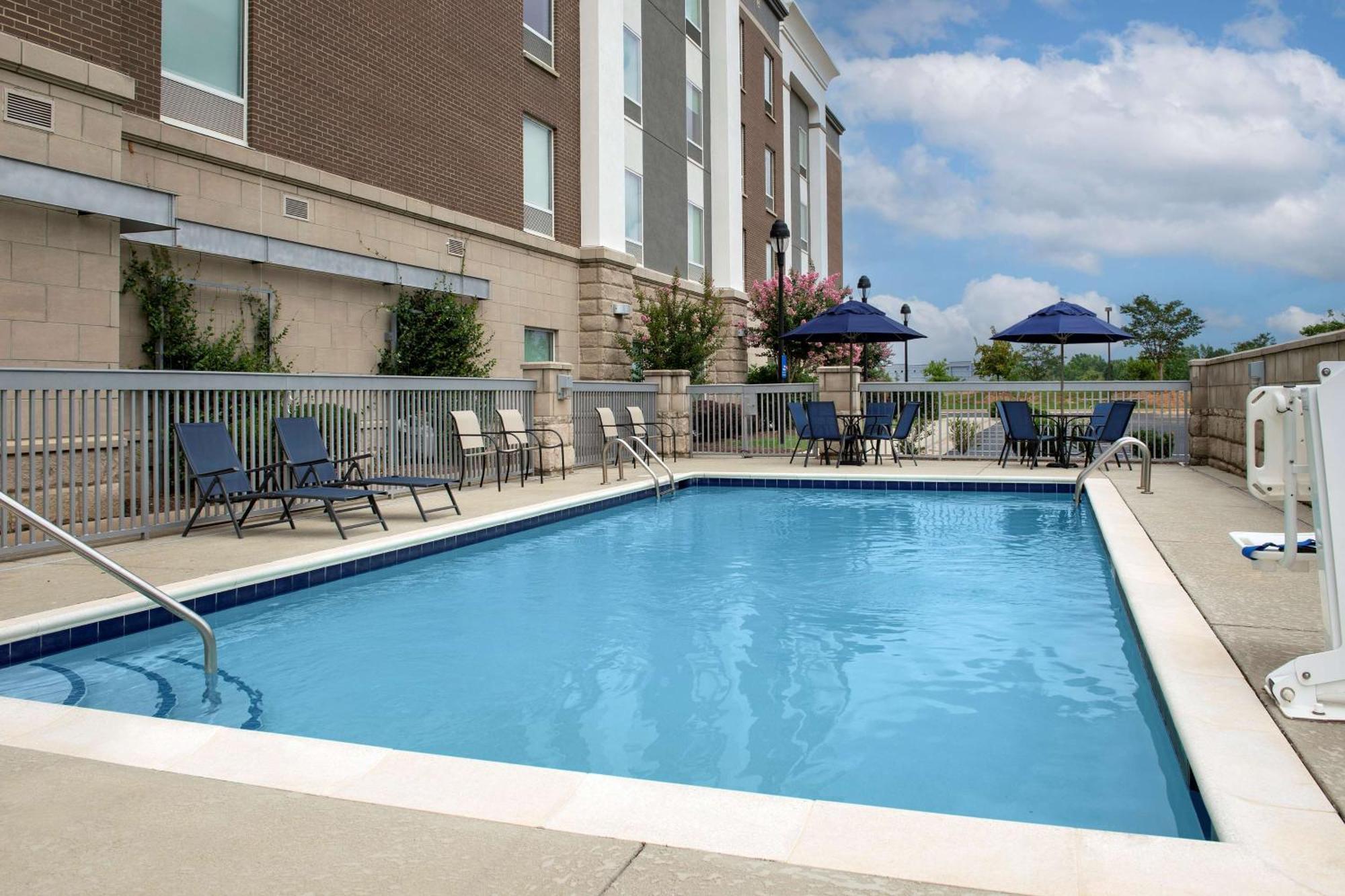 Hampton Inn & Suites Holly Springs Eksteriør billede